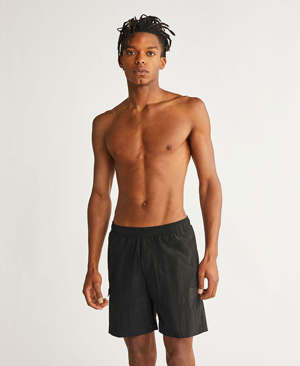 <p style="text-align: left;"> <a href="/ck-soft-utility-long-cargo-swim-shorts-pvh-black-km0km00888beh" style="color: #000000;">Cargo Swim Shorts</a> </p>