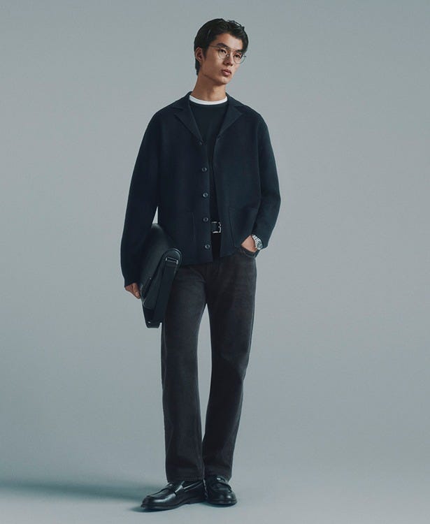 <p style="line-height: 24px; text-align: left; padding-left: 0px;"> <span style="font-family: 'Klein Web 45 Light'; color: #ffffff; font-size: 22px; letter-spacing: 0.5px;">The <BR>Expert</span></p>