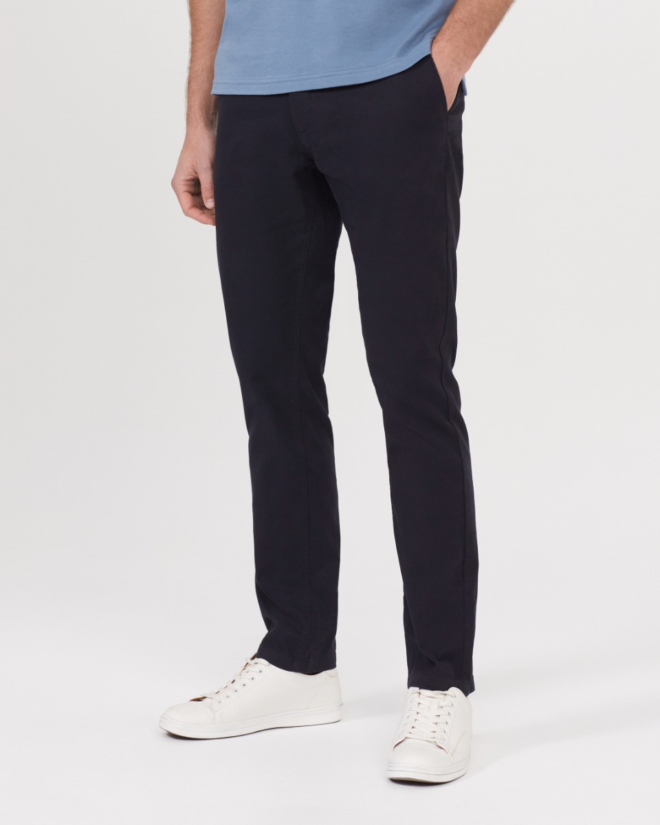 <p style="text-align: left;"> <a href="/brushed-oxford-chino-navy-vcc529s_bnvb" style="color: #000000;">Brushed Oxford Chino</a> </p>